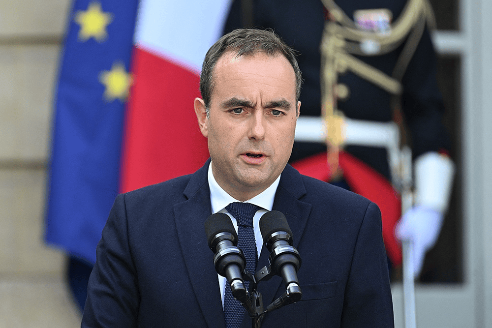 早安!世界丨波兰总统签署决议，同意北约部队驻扎；美国丢了大单，丹麦不买“爱国者”