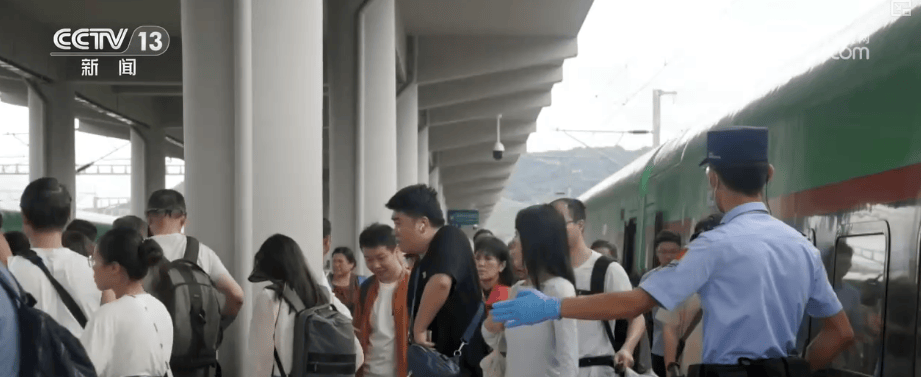 “人畅其行、货畅其流”创新高！前8个月铁路运输“成绩单”出炉