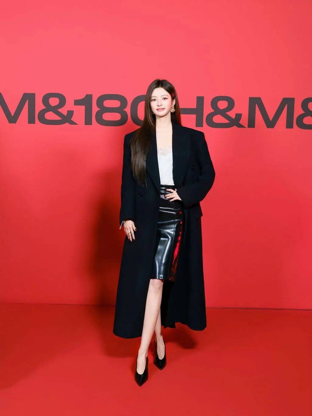 阔别七年重返T台的H&amp;M，终于暴露野心了