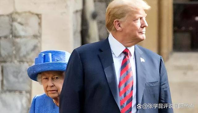 特朗普万万不会想到，他冒着生命危险访英，斯塔默还给了他一巴掌